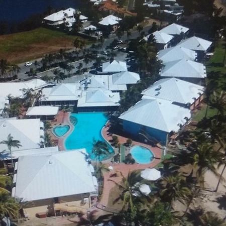 Apartment In Dolphin Heads Eimeo Екстер'єр фото